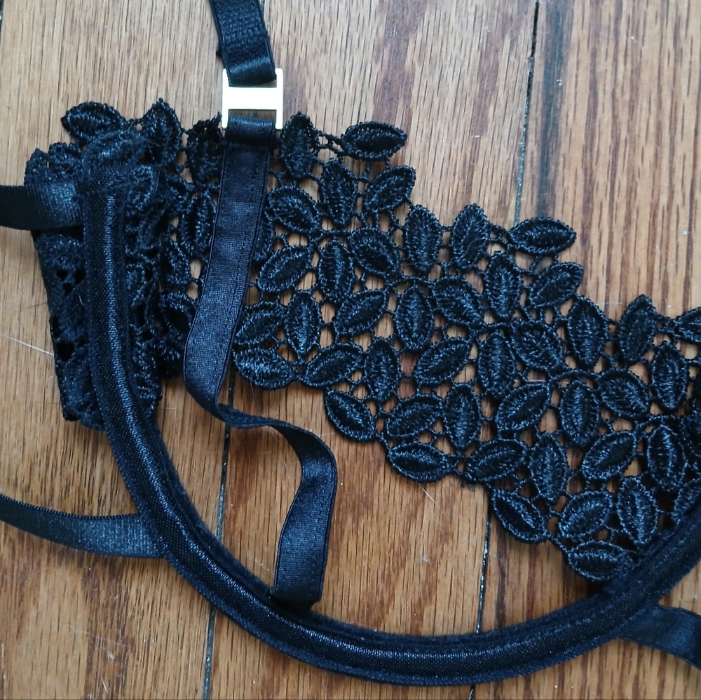 ❤️Victoria Secret Bluebella Lace bra❤️ - Picture 4 of 10